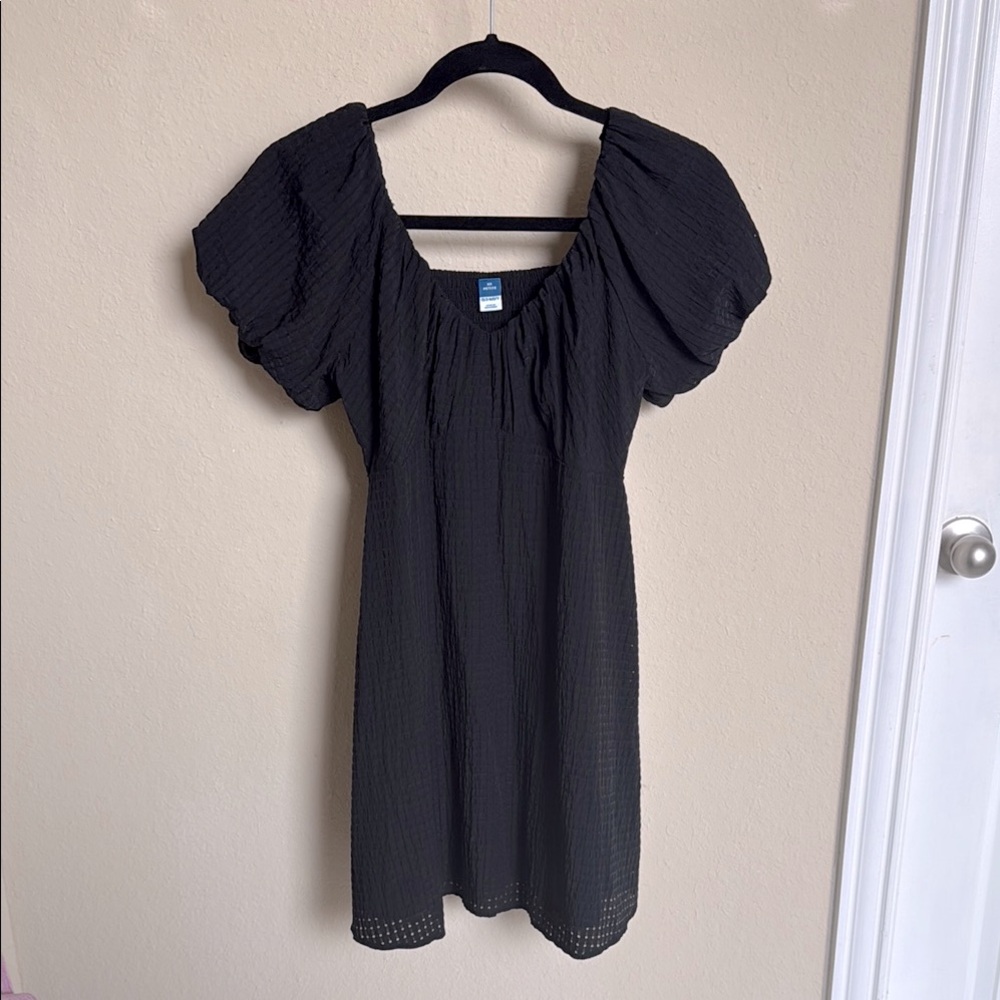 Old Navy Black dress Puff Sleeve seersucker 100% lined sz XSP like new